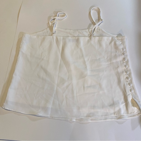 Bishop & Young cami SZ S GUC, no fabric tag,side button detail, adj straps lined - Picture 7 of 7